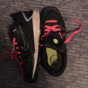 Nike softball cleats